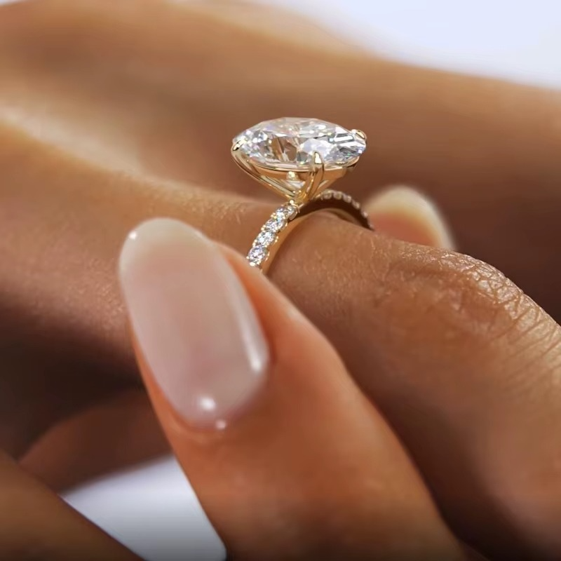 Oval Moissanite Engagement Ring | 925 Sterling Silver | 18K Gold & Silver | Pavé Band | Certified Solitaire Ring